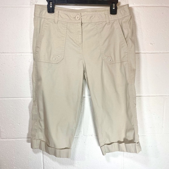 Liz Claiborne Tan Flat Front Cuffed Hem Capris - Picture 1 of 7